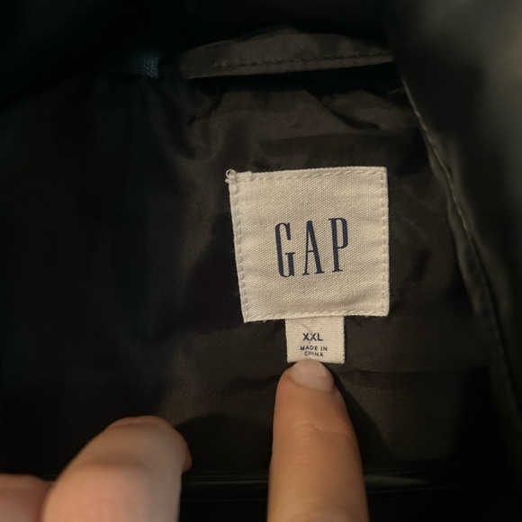 Gap Relaxed Faux Leather Vest - Picture 5 of 10